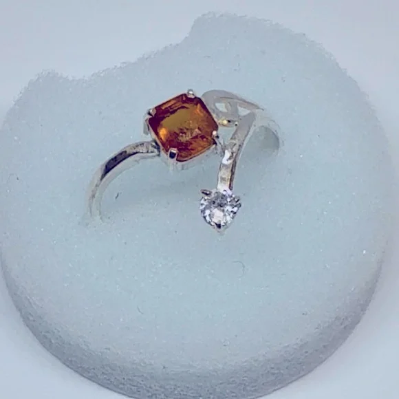 Handmade Beautiful Natural Garnet & Zircon Gemstone 925 Silver Ring - Picture 3 of 5